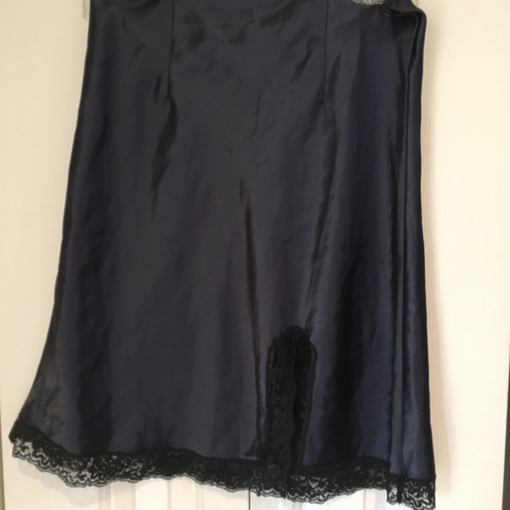 ADD-ON Knee length half slip
